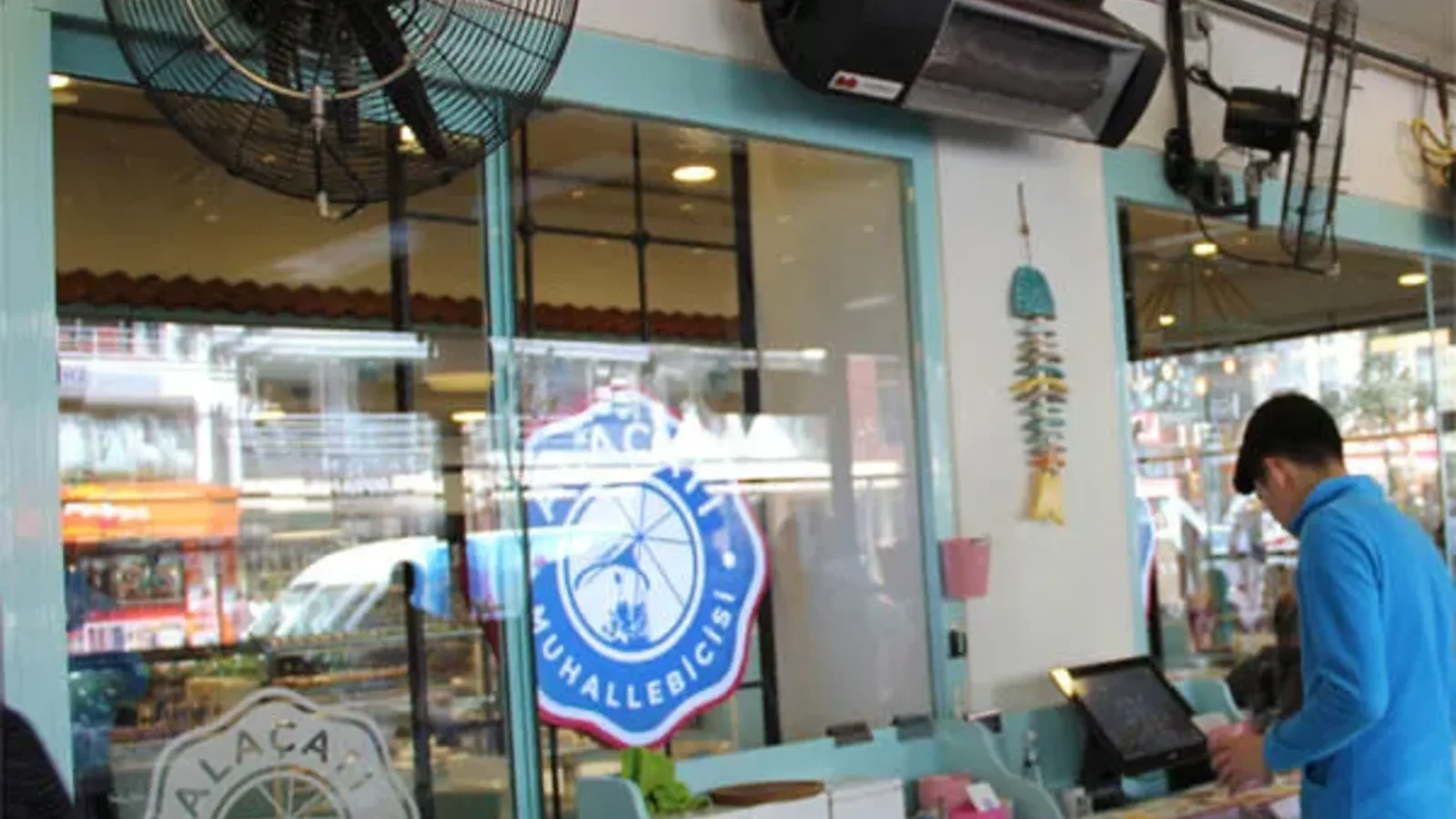Cafe Su Buharlı Soğutma Sistemleri | Avrupa Misting Cafe Su Buharlı Soğutma Sistemleri gerçek uygulama görseli